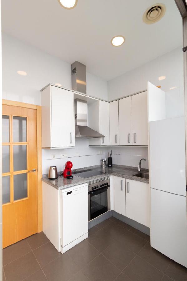 Sunny Penthouse On The 41st Floor In Torre Lugano, With Pool And Garage Appartement Benidorm